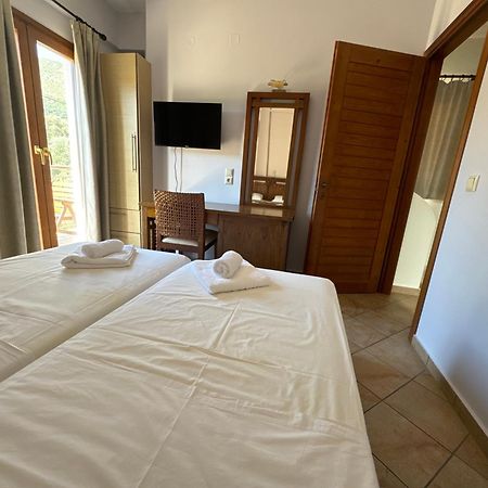 Appartement Dalouda à Parga Extérieur photo