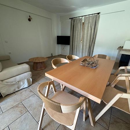 Appartement Dalouda à Parga Extérieur photo
