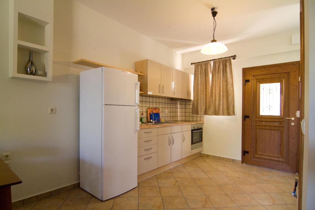 Appartement Dalouda à Parga Extérieur photo